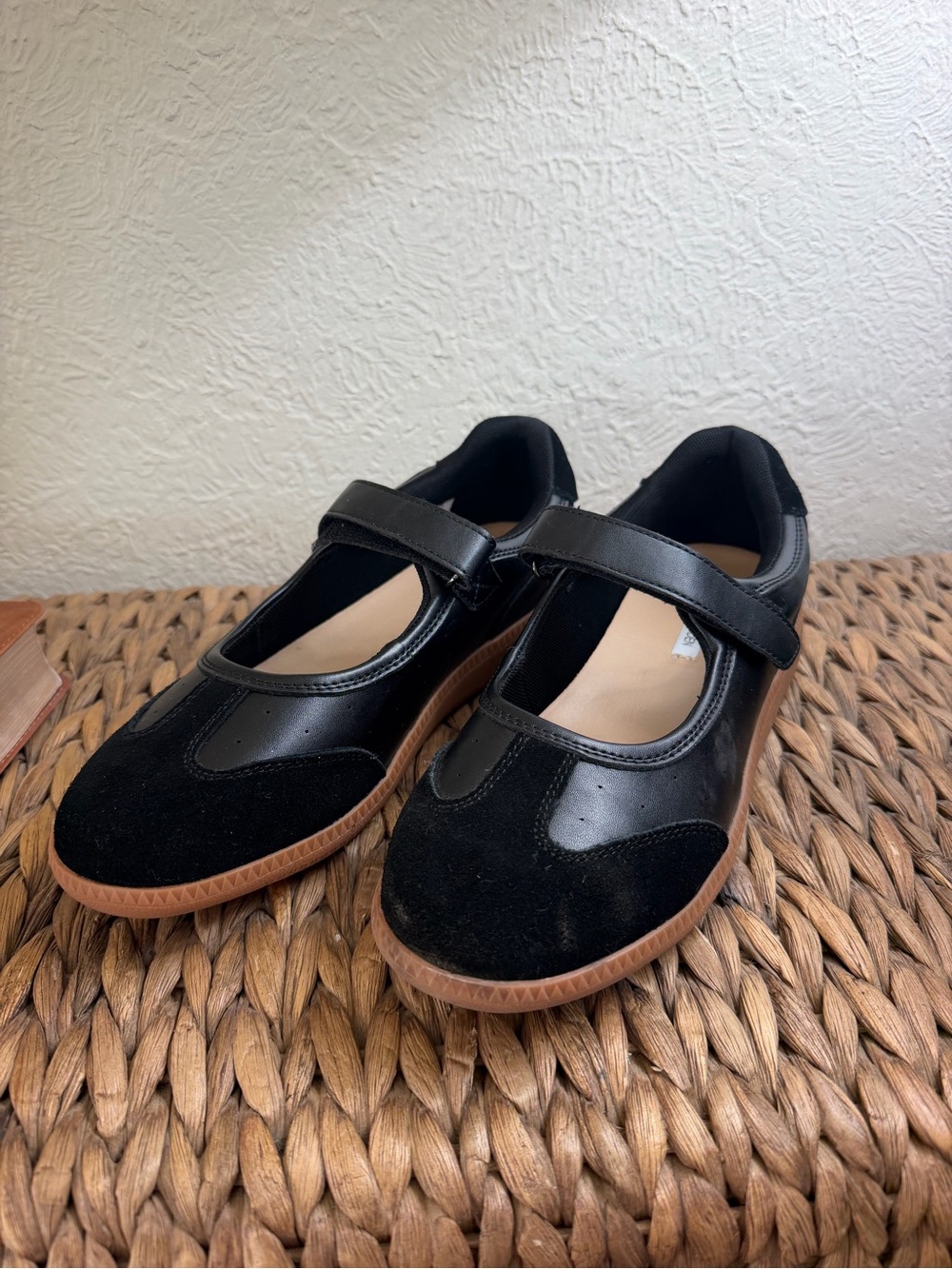 Steve Madden Black Mary Jane Dress Shoes with Brown Sole